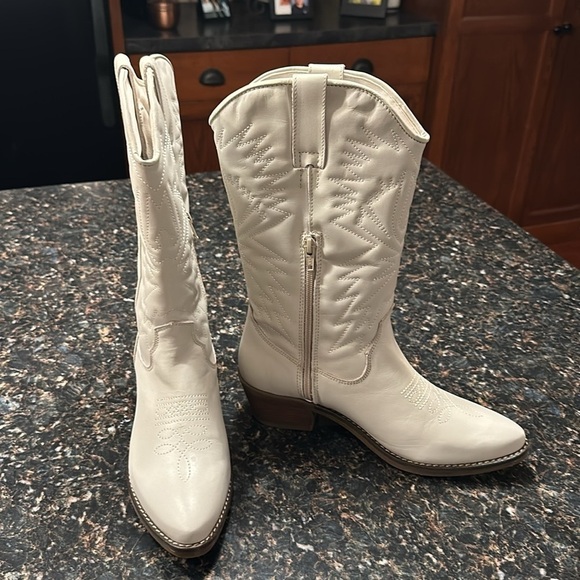 New Steve Madden Hayward White Leather Western Boots size 9 - Picture 5 of 9